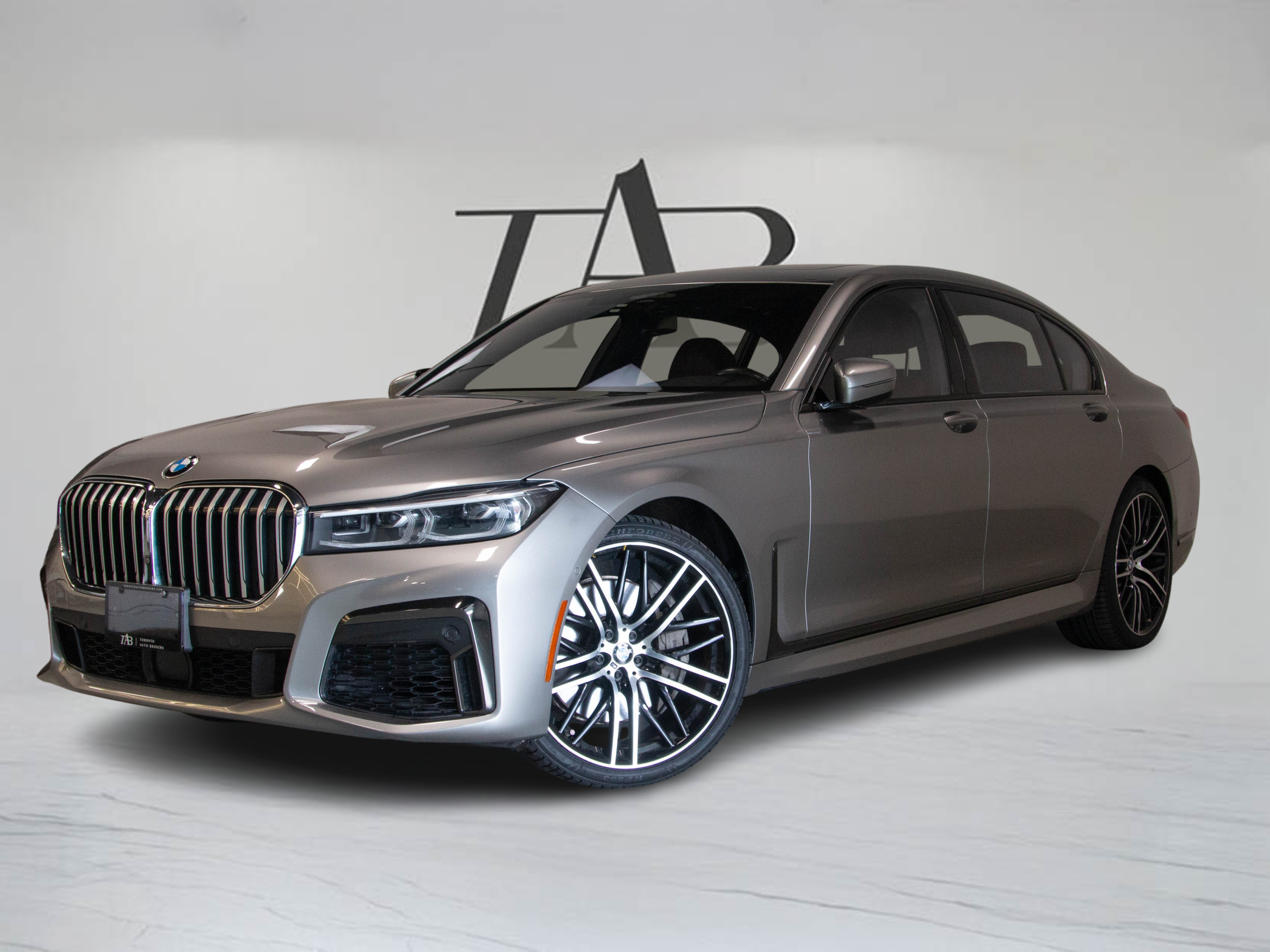 BMW 7 серии 2020