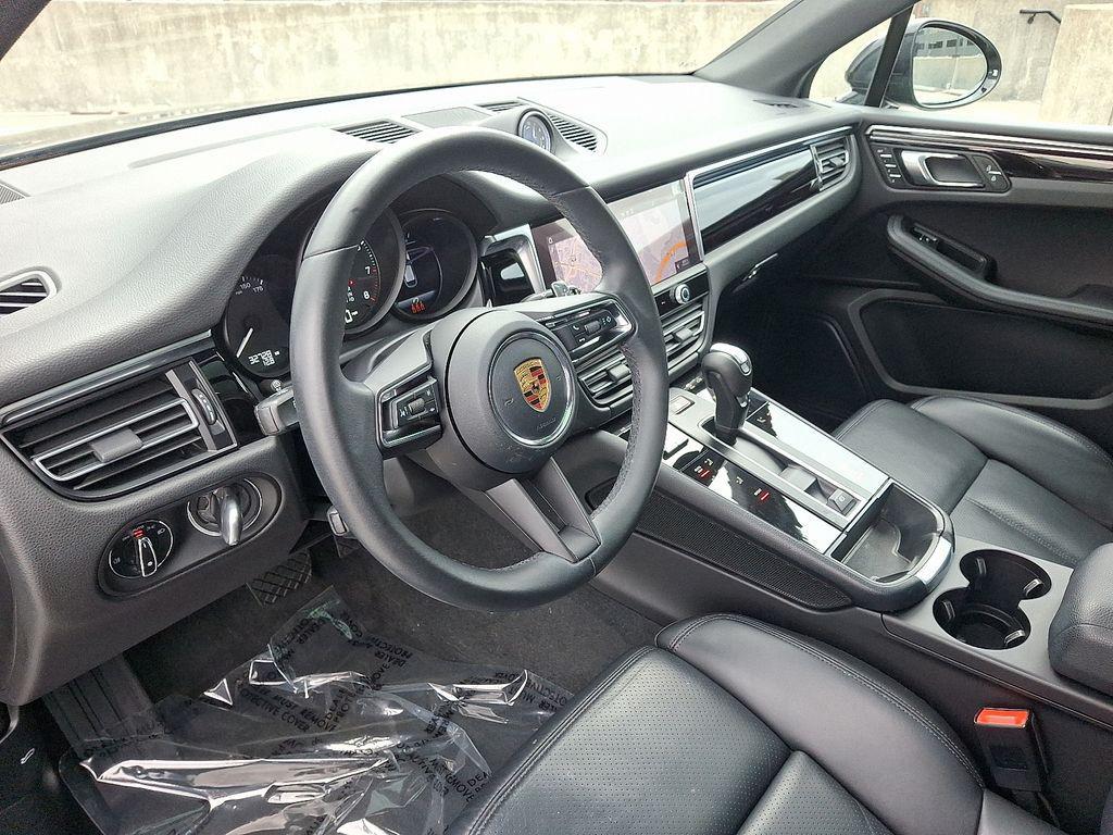 Porsche Macan 2023