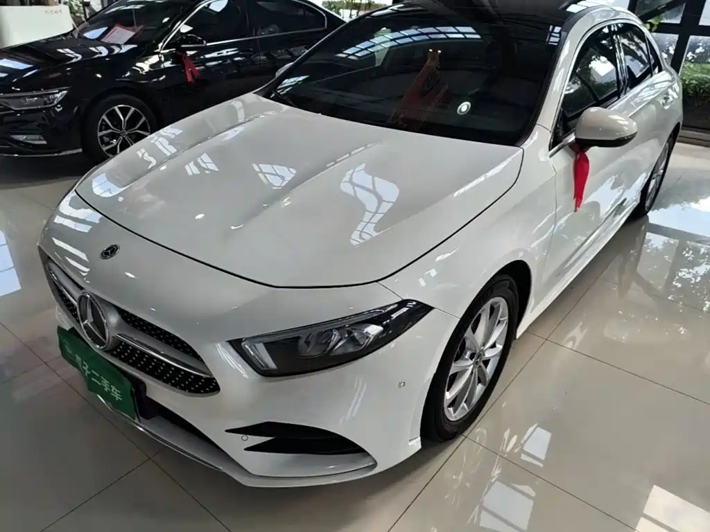 Mercedes-Benz A-Класс 2021