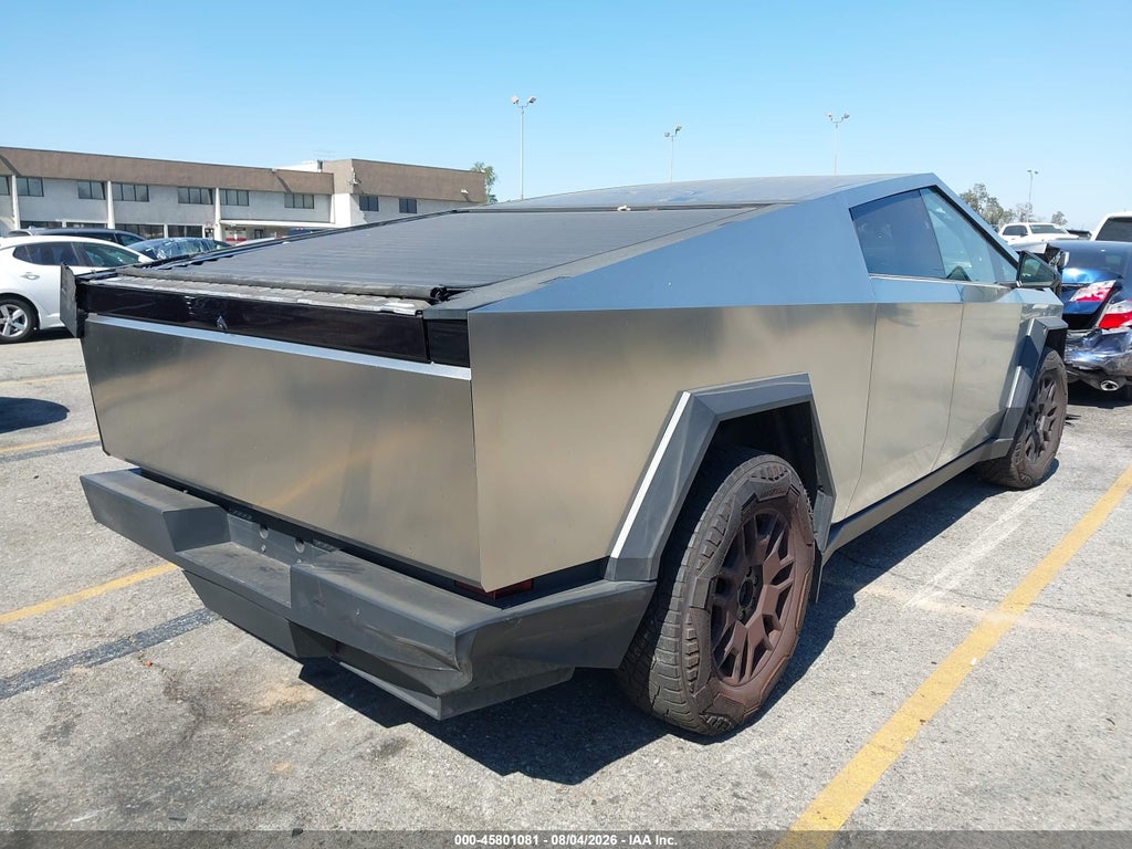 Tesla Cybertruck 2025