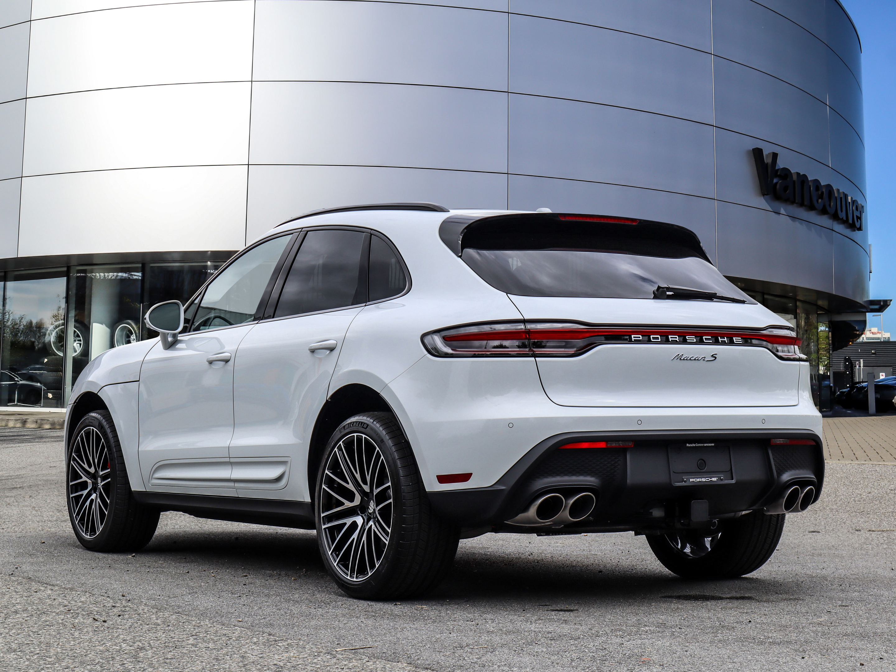 Porsche Macan 2024