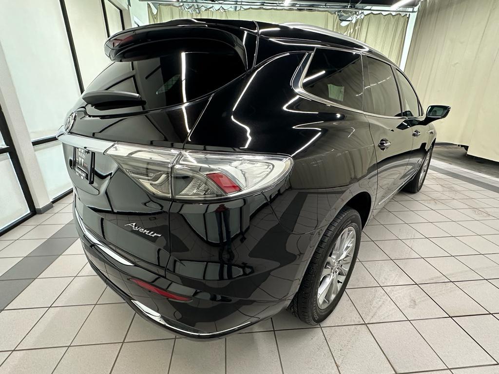 Buick Enclave 2023