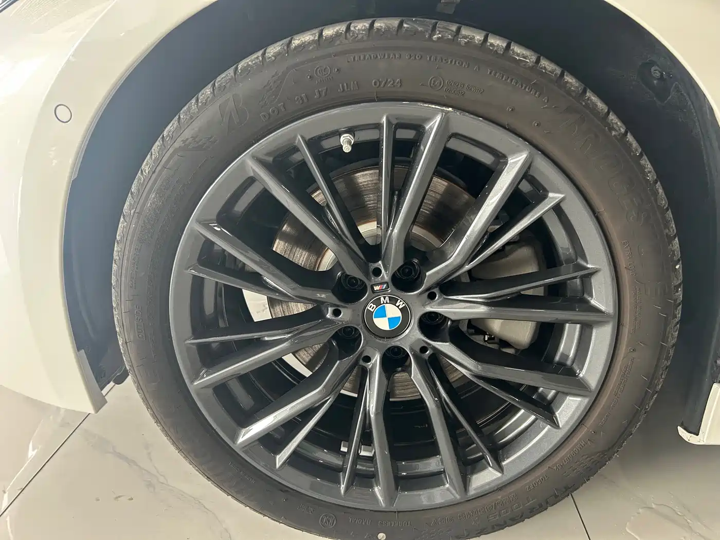 BMW 3 серии 2024