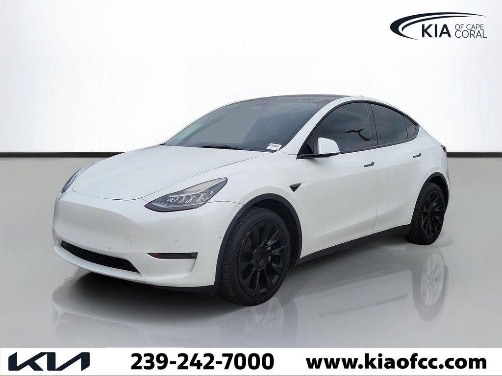 Tesla Model Y 2022