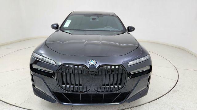 BMW i7 2023