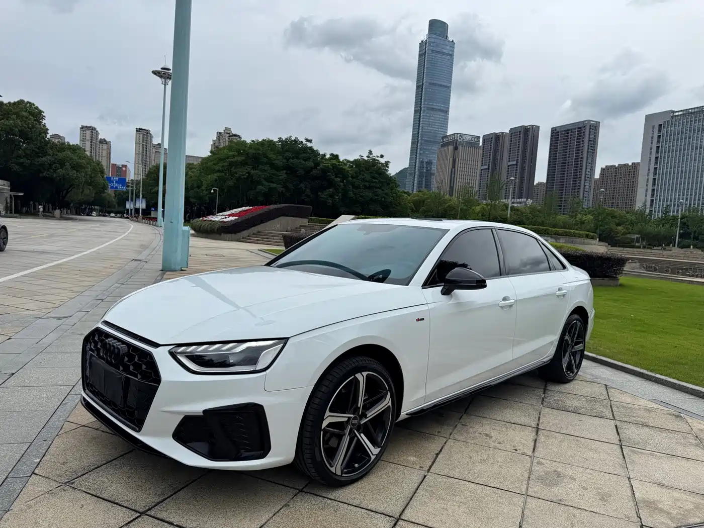 Audi A4 2025