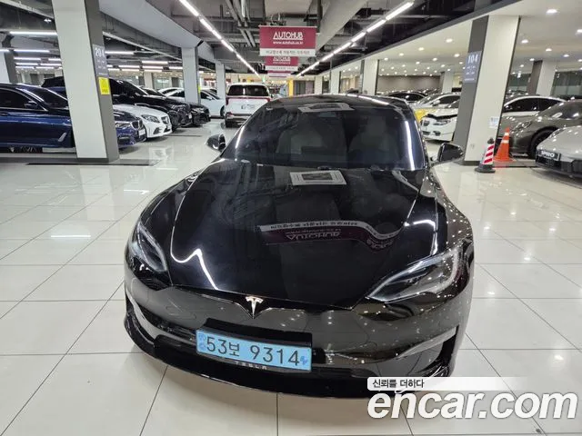 Tesla Model S 2023