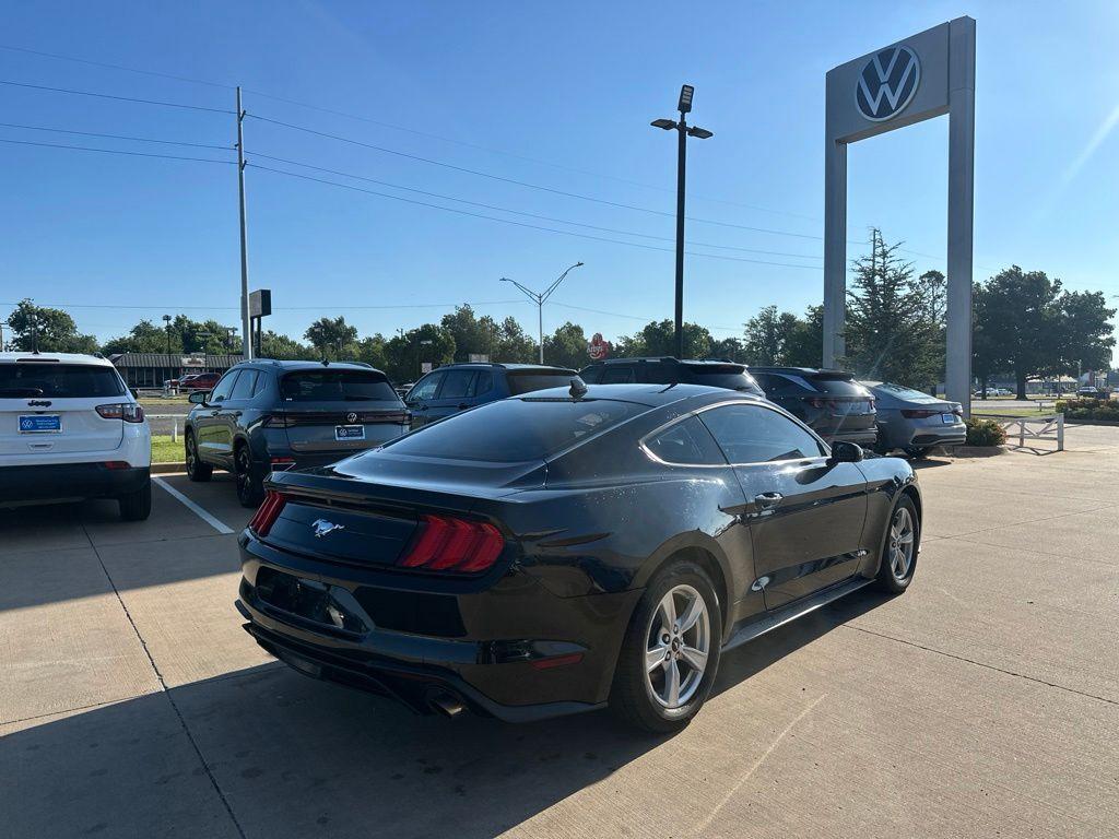 Ford Mustang 2021