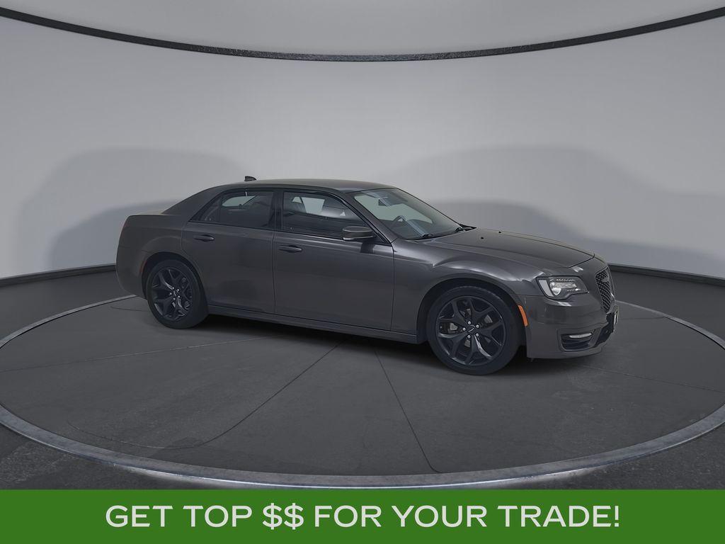 Chrysler 300 2023