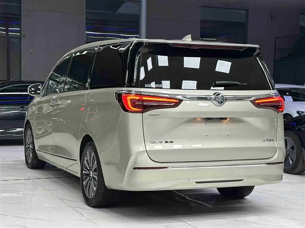 Buick GL8 2021