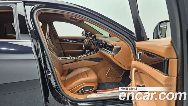 Porsche Panamera 2020