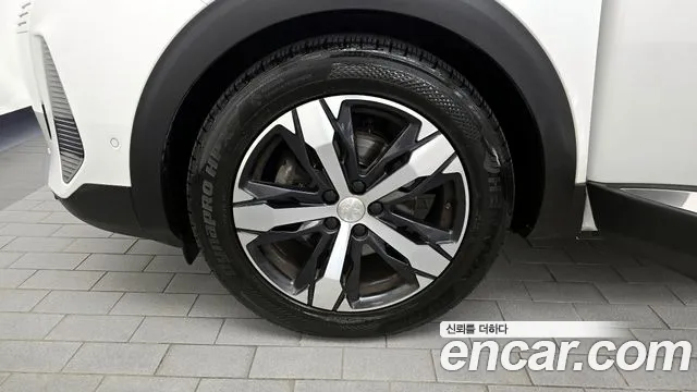 Peugeot 5008 2022