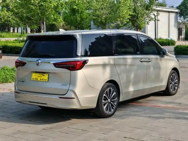 Buick GL8 2022