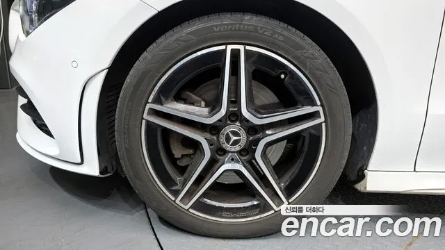 Mercedes-Benz CLA 2022