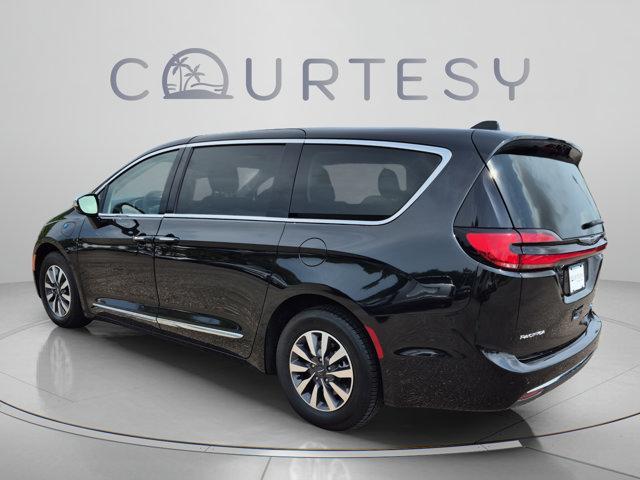 Chrysler Pacifica 2023