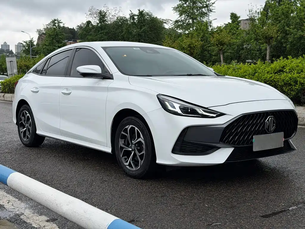 MG MG5 2023