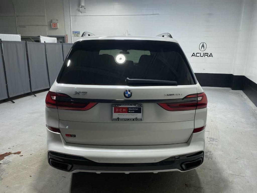 BMW X7 2021