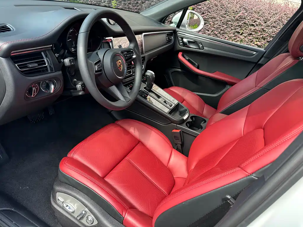 Porsche Macan 2024