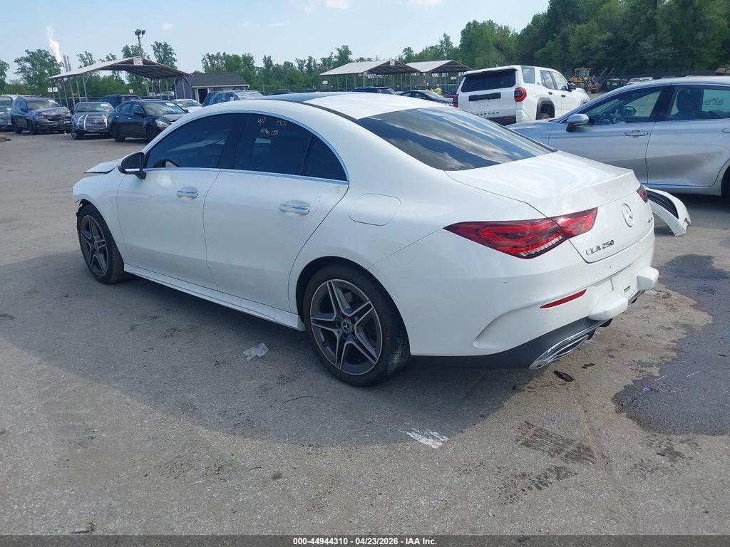 Mercedes-Benz CLA 2022