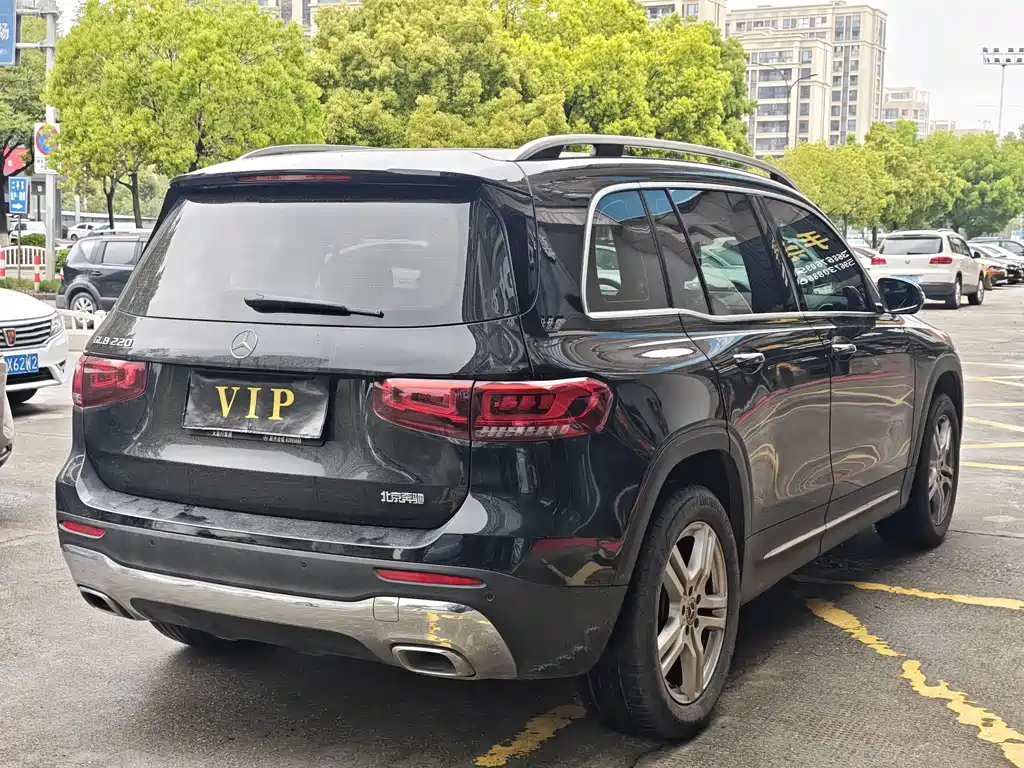 Mercedes-Benz GLB 2022