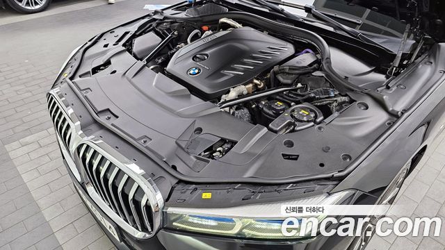 BMW 7 серии 2020