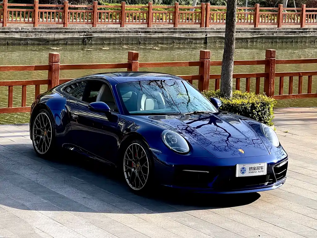 Porsche 911 2023