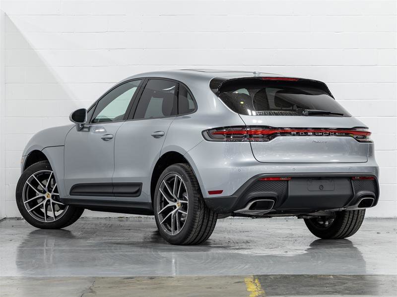 Porsche Macan 2025