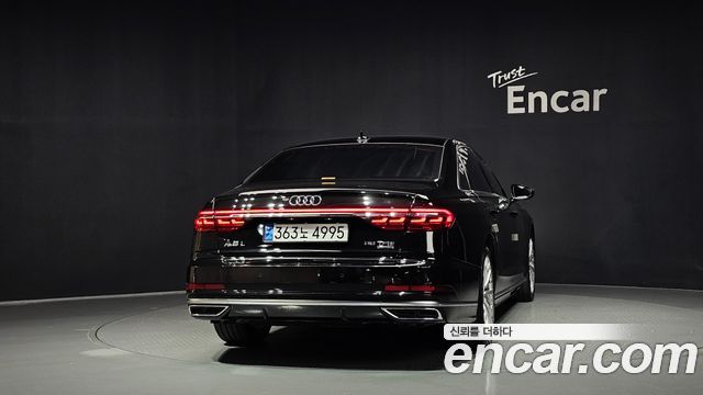 Audi A8 2021