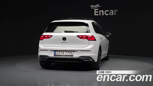 Volkswagen Golf 2023
