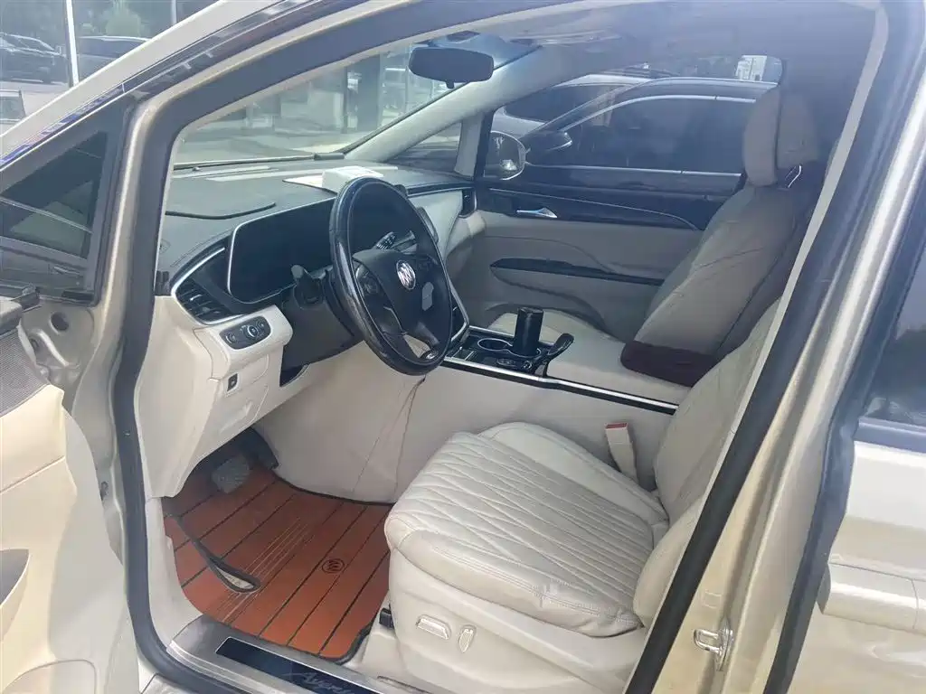 Buick GL8 2022