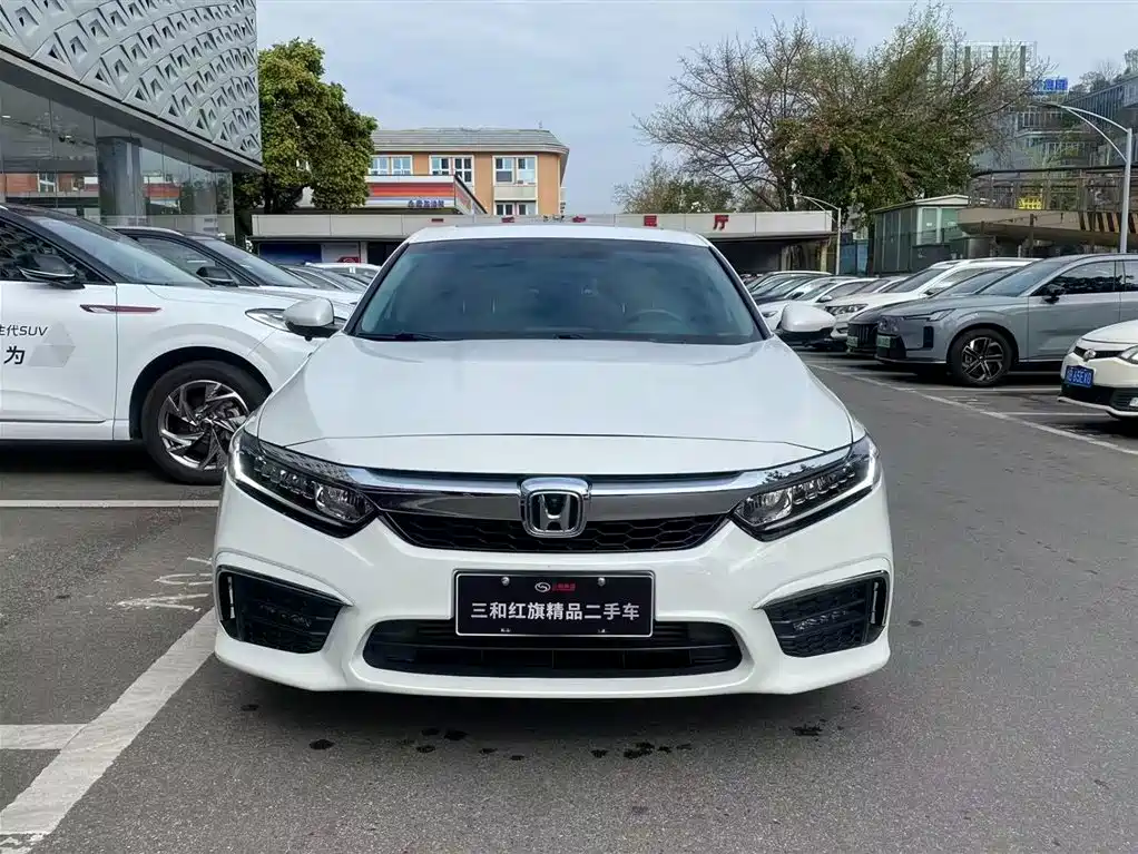 Honda Inspire 2021