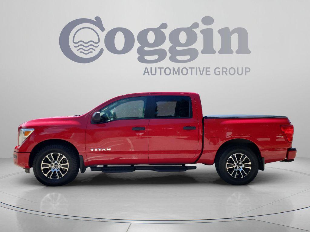 Nissan Titan 2023