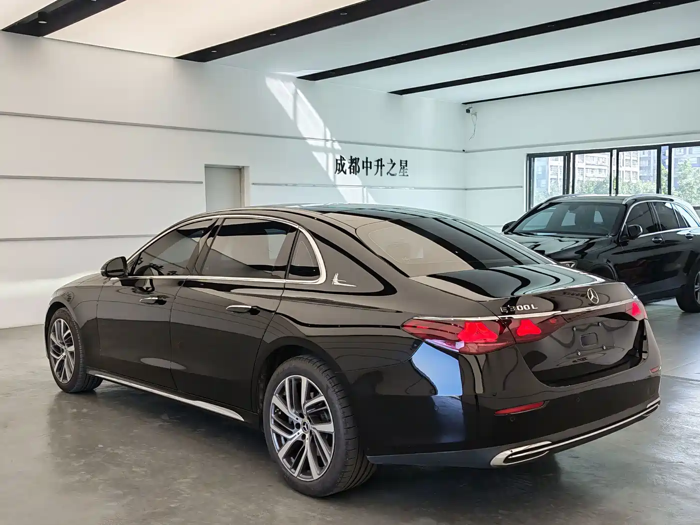 Mercedes-Benz E-Класс 2024