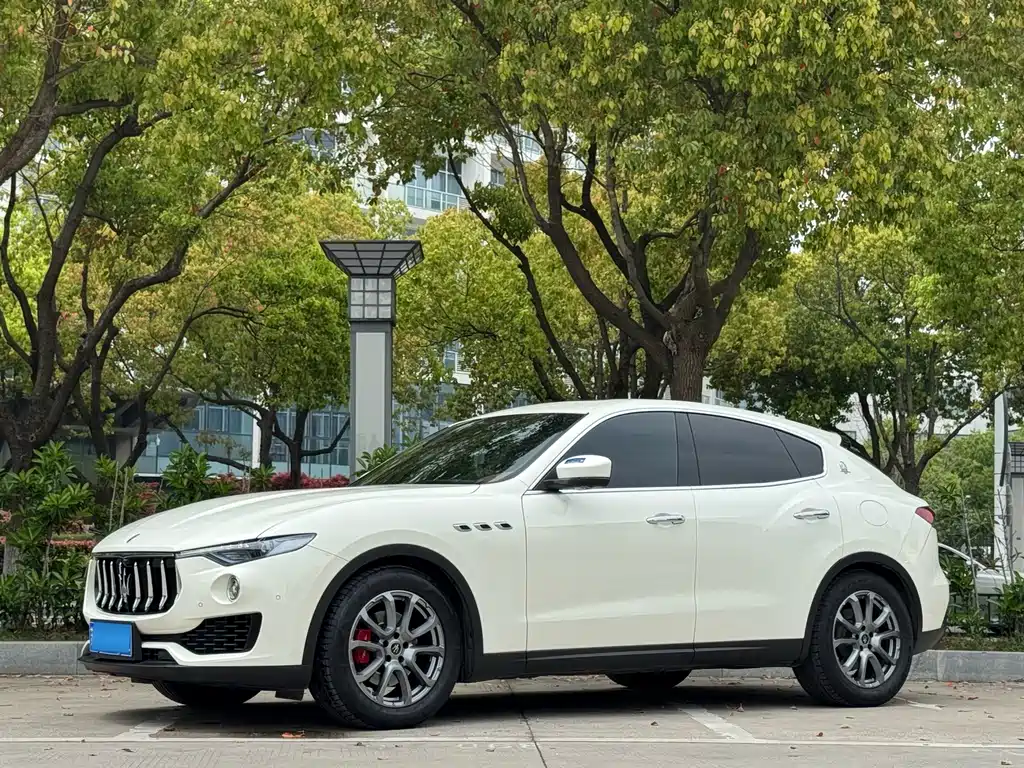 Maserati Levante 2021