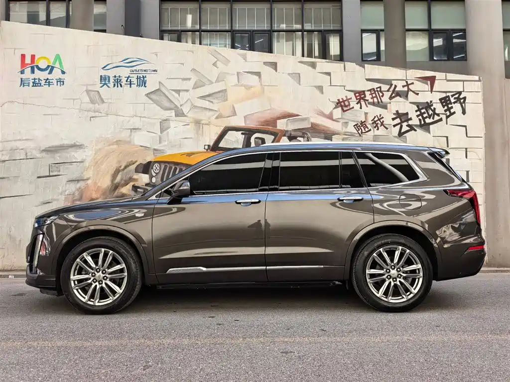Cadillac XT6 2021