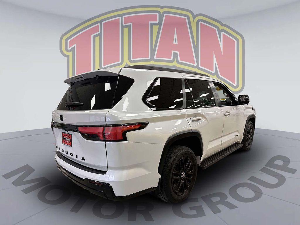 Toyota Sequoia 2024