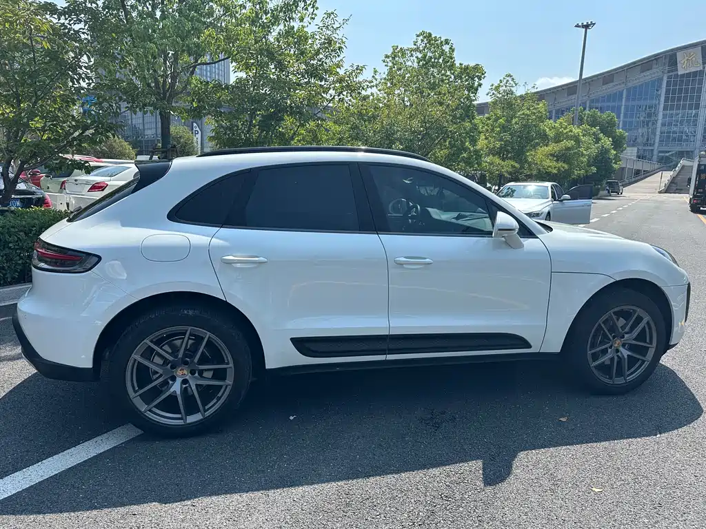 Porsche Macan 2022