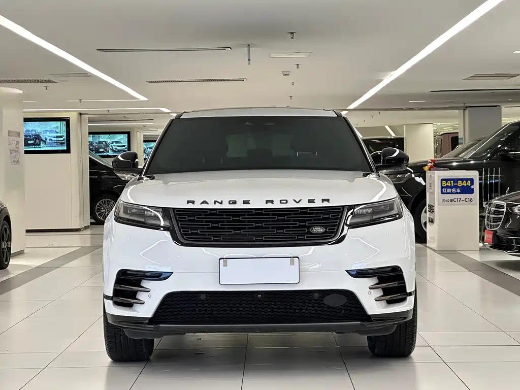 Land Rover Range Rover Velar 2024