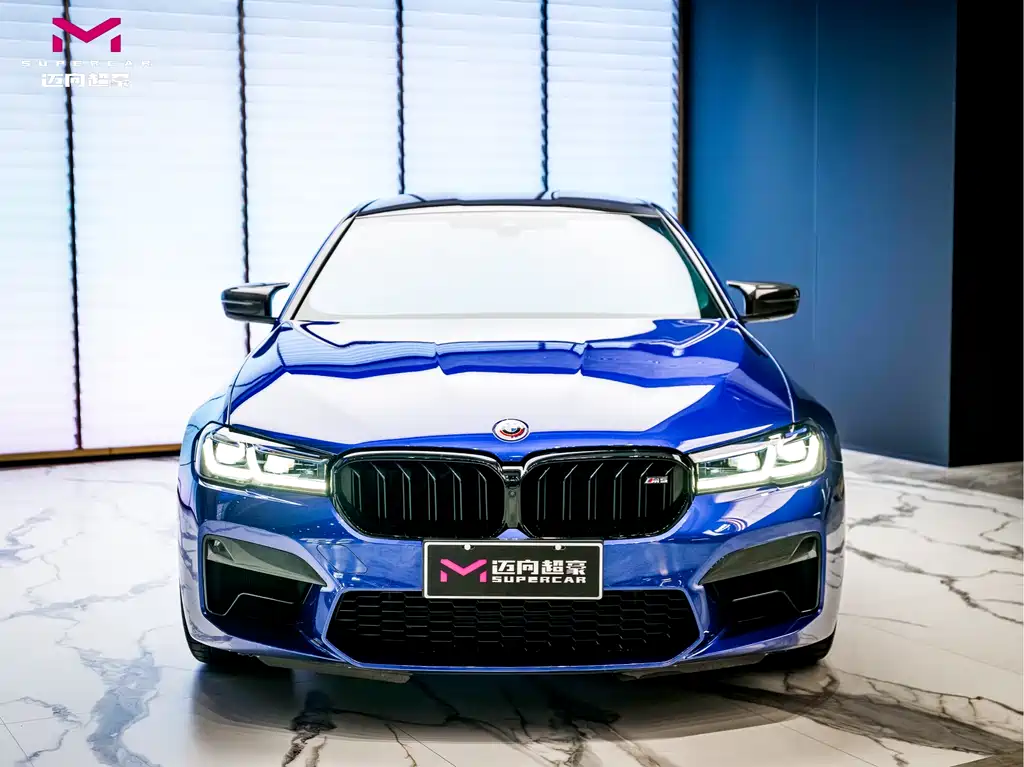 BMW M5 2023