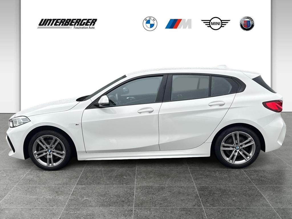 BMW 118 2022