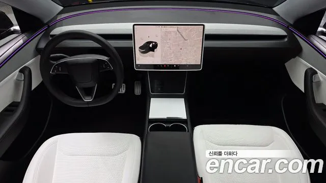 Tesla Model Y 2025