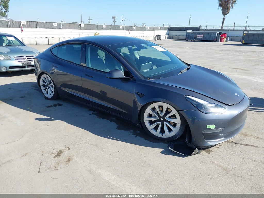 Tesla Model 3 2022