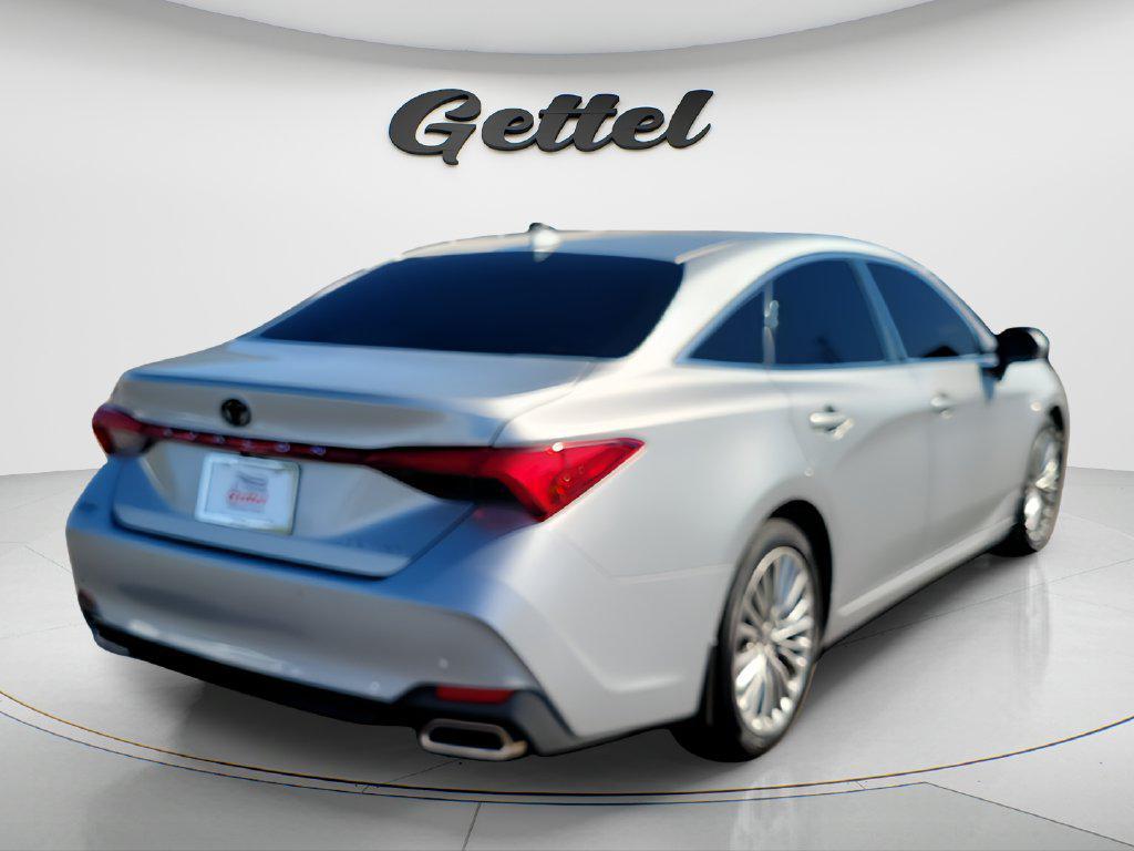 Toyota Avalon 2022