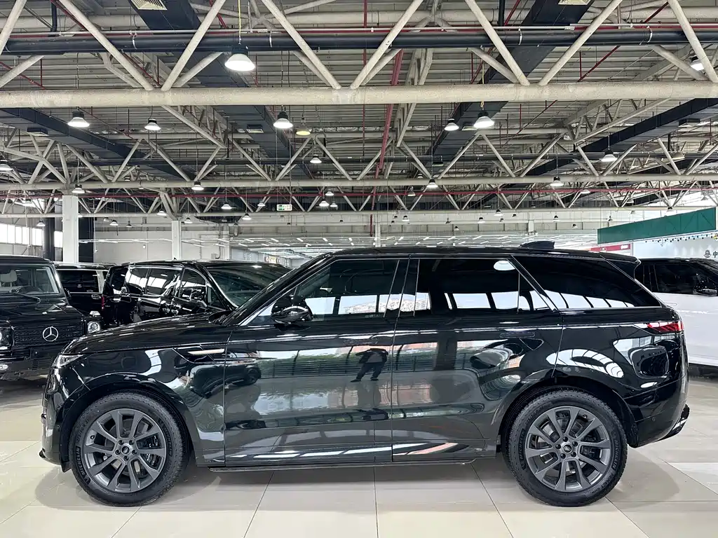 Land Rover Range Rover Sport 2024