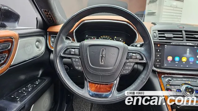 Lincoln Continental 2020