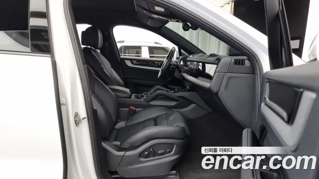 Porsche Cayenne 2024