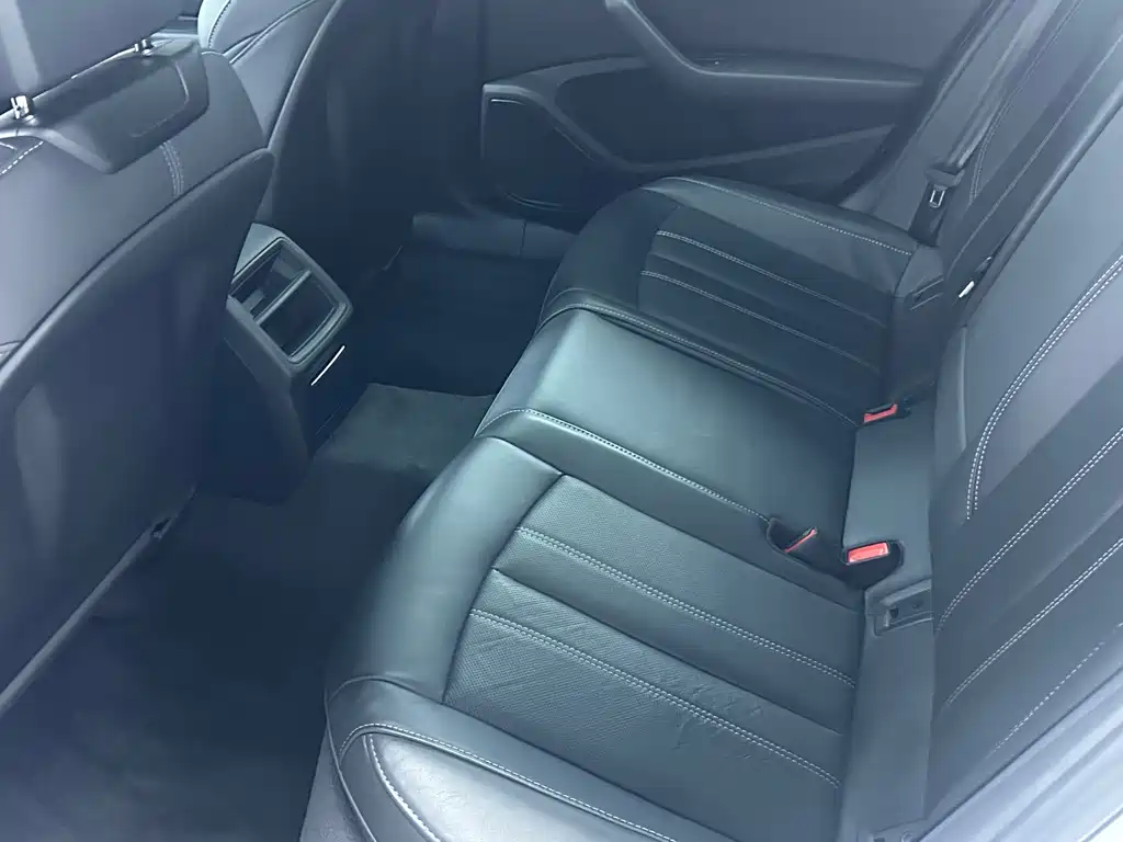 Audi A4 2022