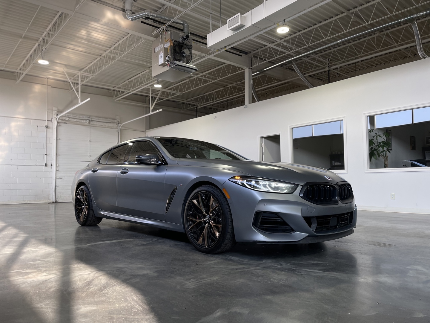 BMW 8 серии 2023