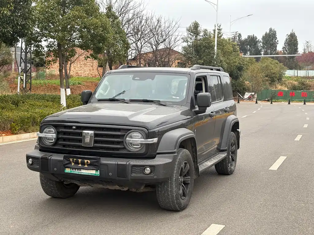 Tank 300 2022