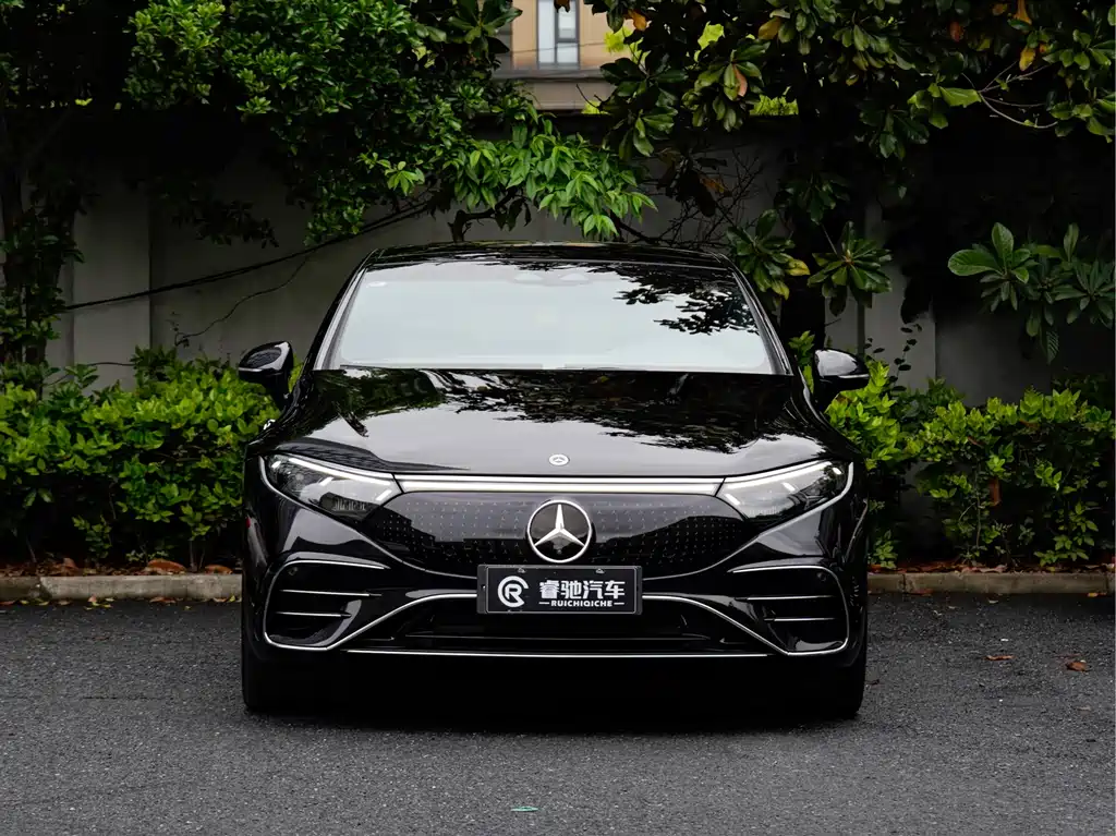 Mercedes-Benz EQS 2024